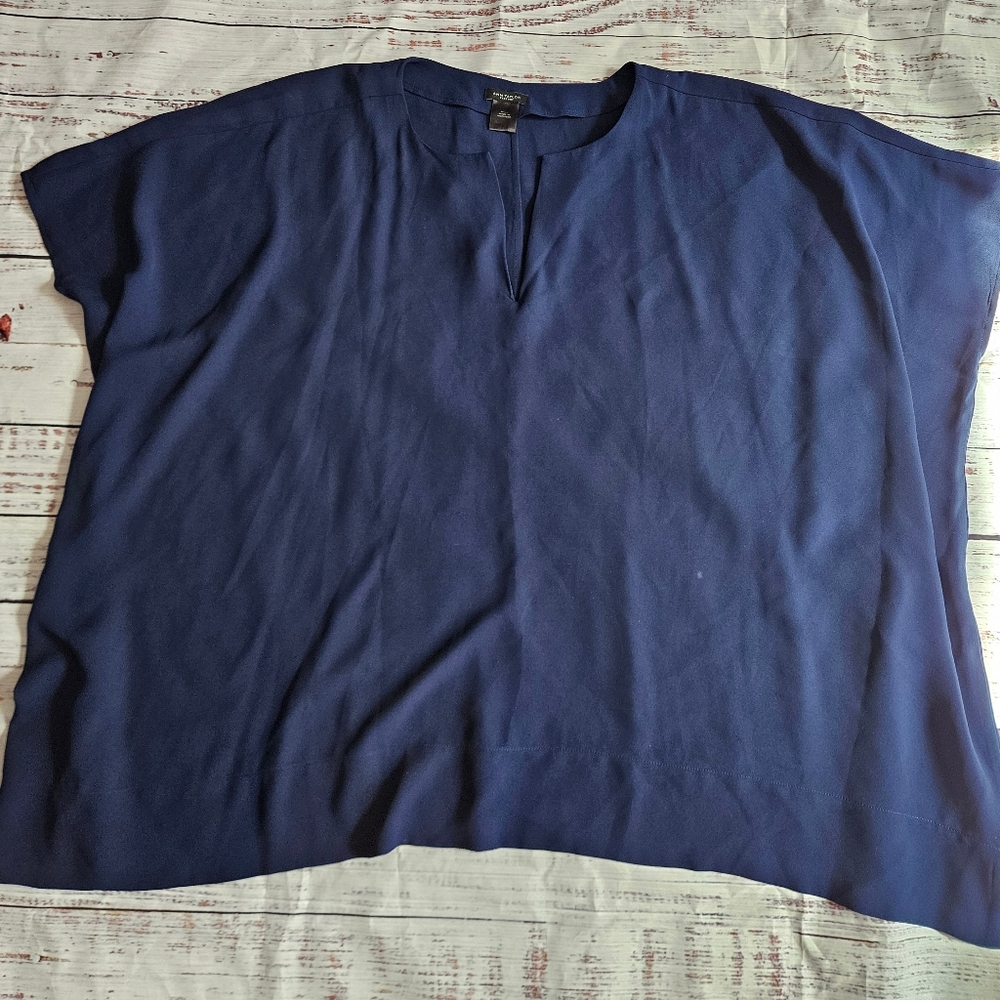 Ann Taylor Factory Navy Blue Blouse M/L Loose Fit Short Sleeve Women’s Top